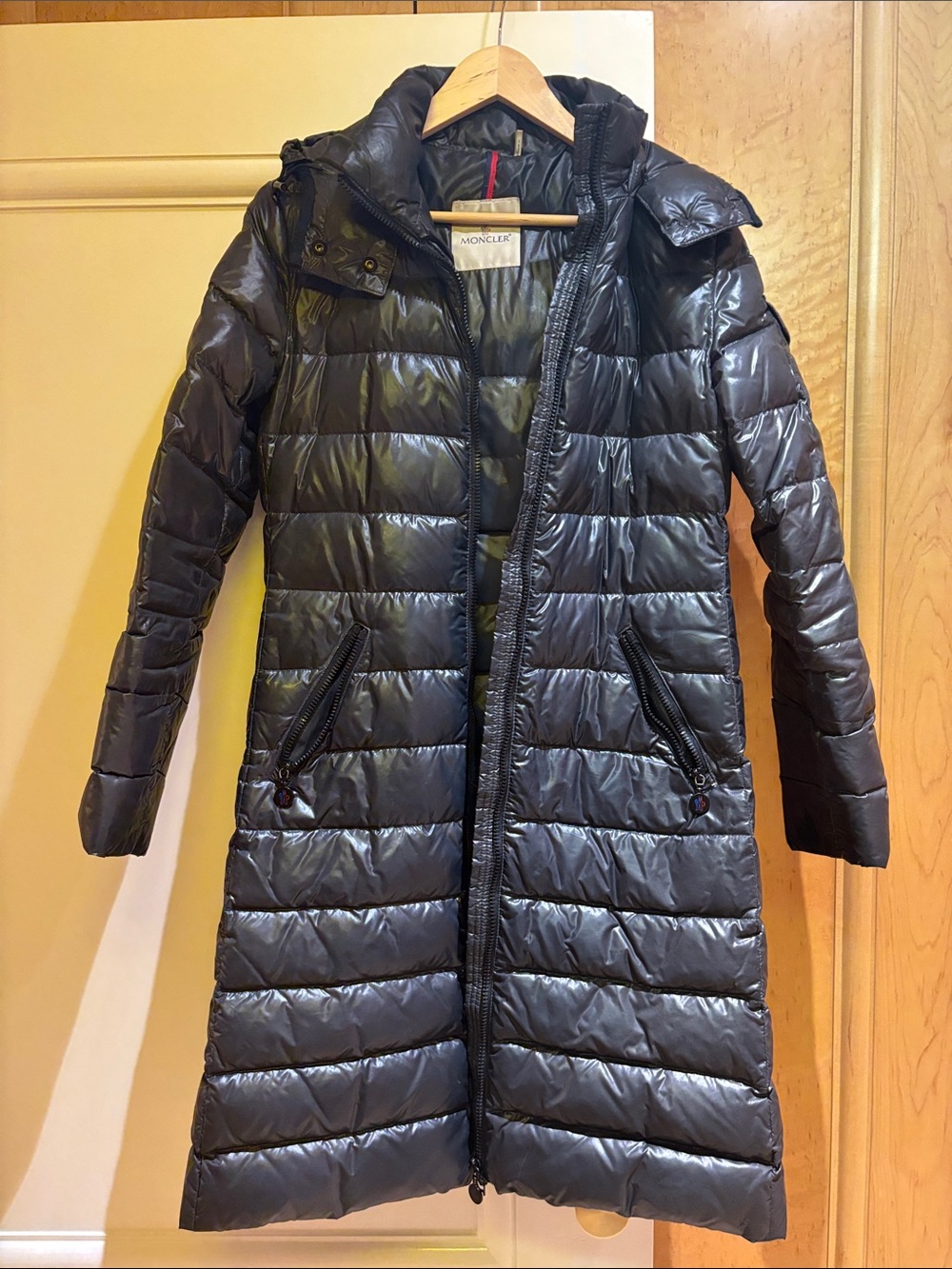 Moncler Laquer Women's Long Quilted Puffer Coat